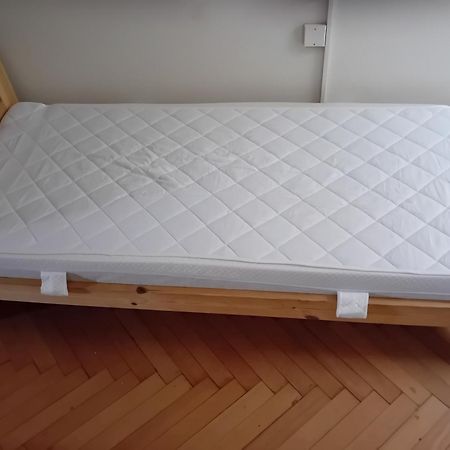 Holub Apartment In City Centrum Komarov المظهر الخارجي الصورة
