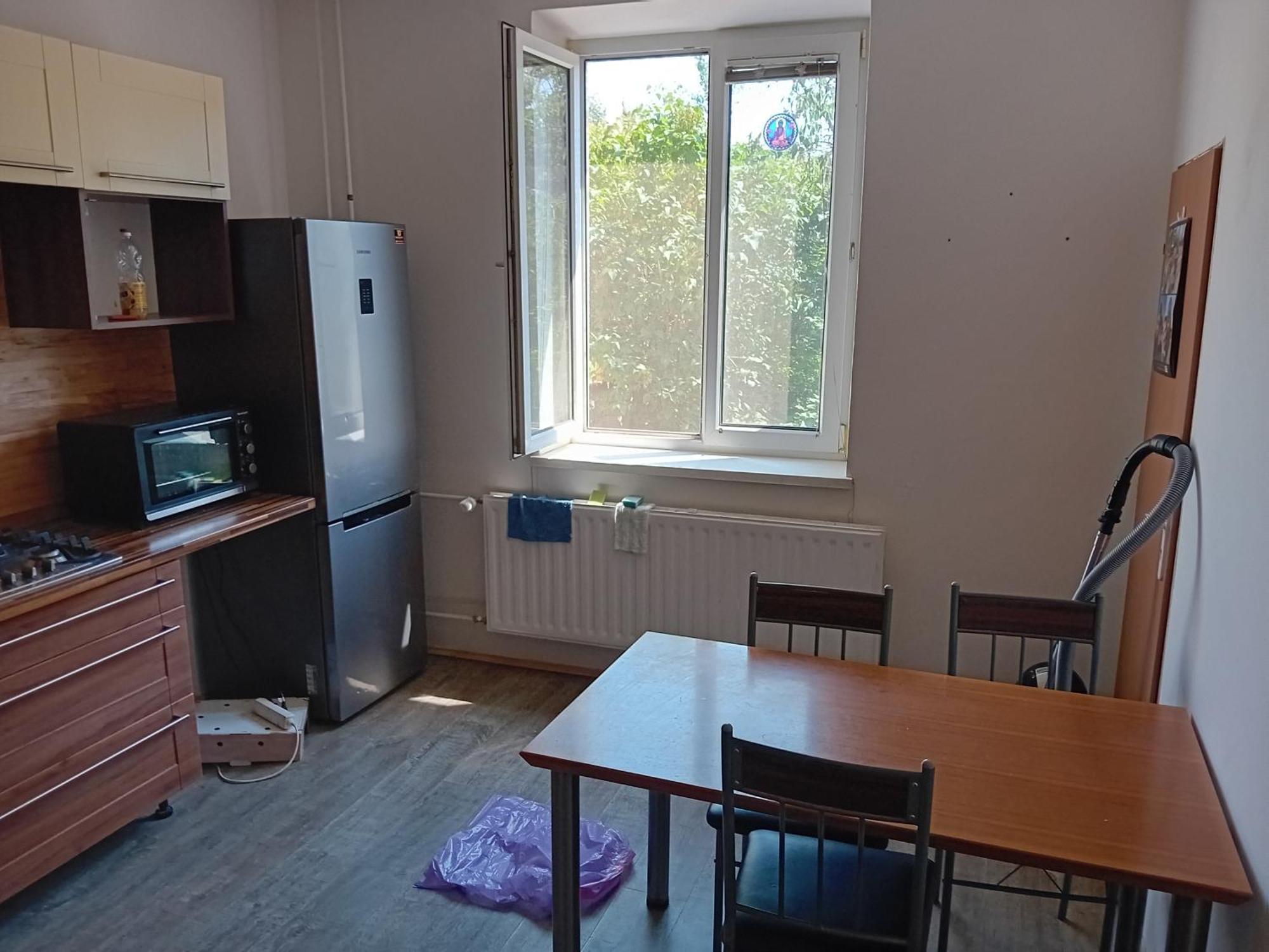 Holub Apartment In City Centrum Komarov المظهر الخارجي الصورة